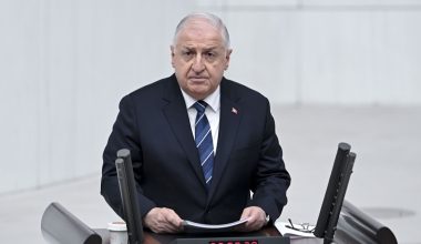 Παραλήρημα Γκιουλέρ για τη συμφωνία Κύπρου-Γαλλίας: «Θα κάνουμε όσα πρέπει – Υπάρχει κίνδυνος σύγκρουσης!»