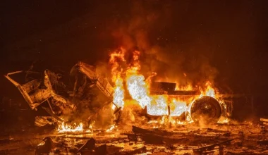 Βίντεο: Η Ρωσία έπληξε αποθήκη οπλισμού στην Νόβα Πόστα