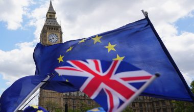 Οι Βρετανοί μετανιώνουν πικρά για το Brexit: Τι δείχνει δημοσκόπηση του ECFR