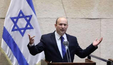 Ν.Μπένετ: «Το Ισραήλ επιχείρησε να μεταφέρει μυστικά συστήματα Starlink στο Ιράν για να στηρίξει τους διαδηλωτές»