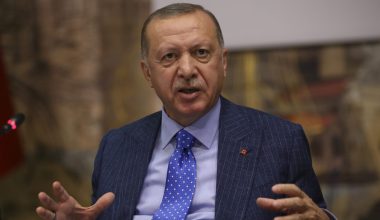 Ρ.Τ.Ερντογάν: «Θα στηρίξουμε κάθε προσπάθεια που στοχεύει σε μια μόνιμη λύση της κρίσης στο Ιράν»
