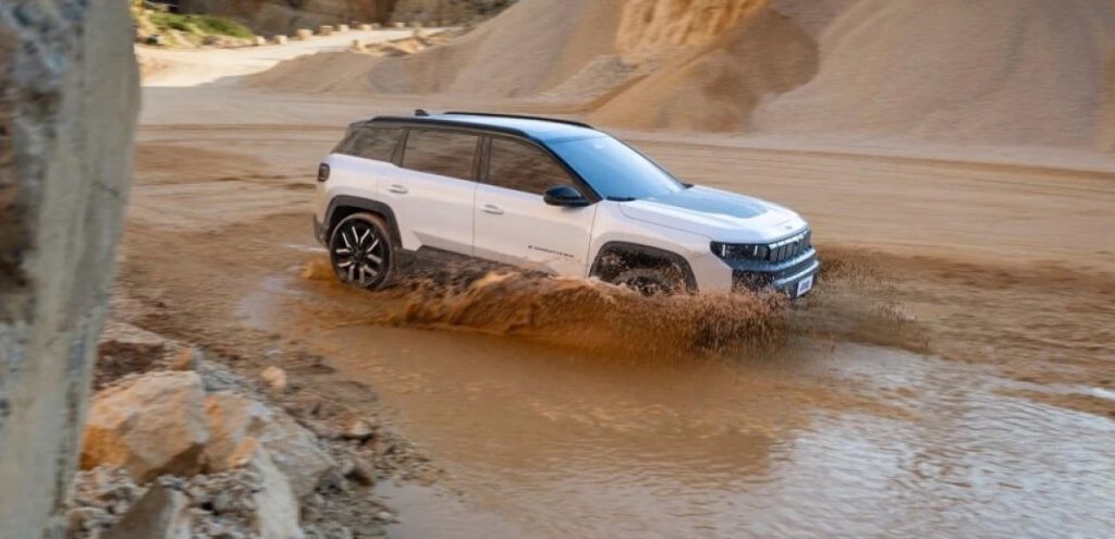 Νέο Jeep Compass: Τώρα και σε ηλεκτρικό 4xe, με 380 ίππους