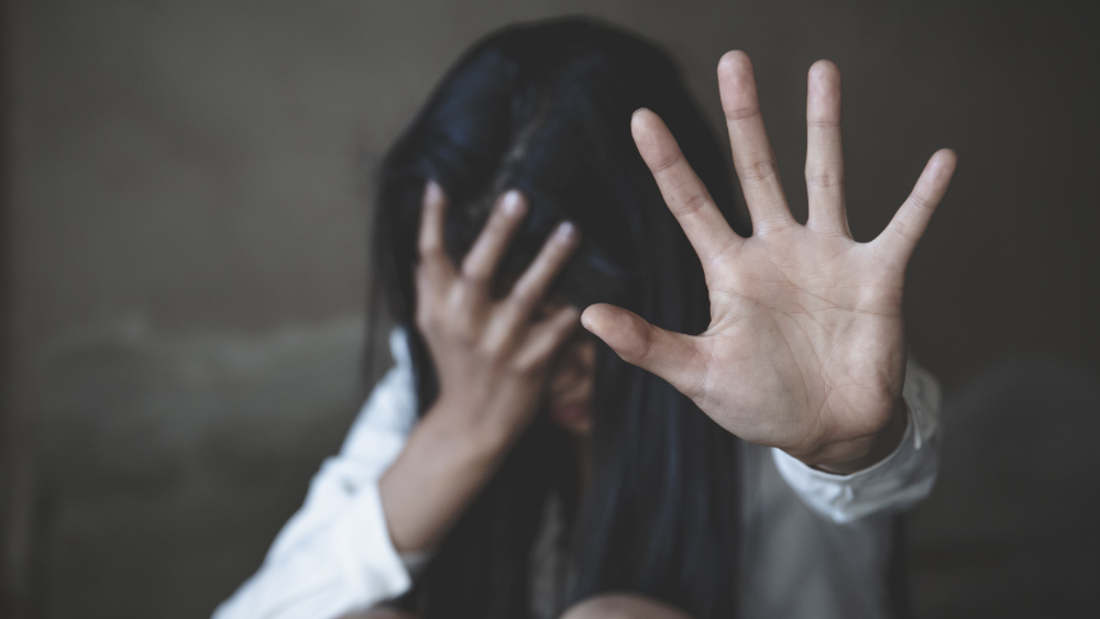 Ανησυχητική αύξηση του trafficking στην Ελλάδα: 881 νέα θύματα το 2025, ανάμεσά τους 108 παιδιά