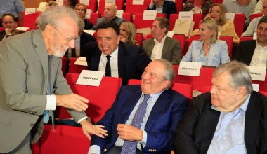 Κ.Καραμανλής, Α.Σαμαράς, Ν.Δένδιας μεταξύ άλλων στην παρουσίαση του βιβλίου του Μ.Σάλλα