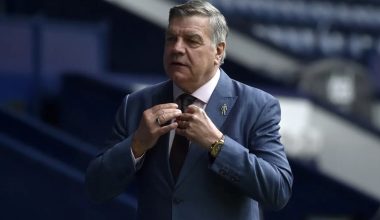 Η ανάρτηση του Σ.Άλαρνταϊς που προκάλεσε «χαμό» στα social media: «Τρόλαρε» την παραίτηση Κ.Στάρμερ (φωτο)