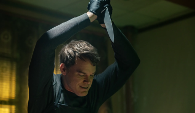 Φρίκη στη Βρετανία: «Θαυμαστής του Dexter» κατηγορείται ότι τεμάχισε και έκαψε δύο άνδρες σε δάσος!