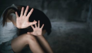 Καταδίκη χωρίς αναστολή για πατέρα στη Λαμία – Οι καταγγελίες που συγκλόνισαν το δικαστήριο