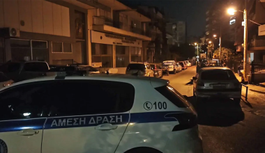 «Τον είδαμε στον δρόμο μες στα αίματα»: Συγκλονίζουν οι μαρτυρίες για τη φονική συμπλοκή στην Καλλιθέα