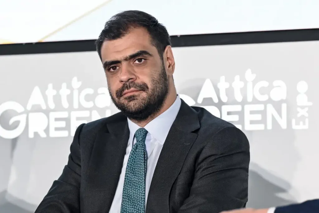 Π.Μαρινάκης κατά Α.Τσίπρα: «Aισθάνθηκε για ακόμη μία φορά την ανάγκη να αυτοπροβληθεί ως υπόδειγμα “εντιμότητας”»