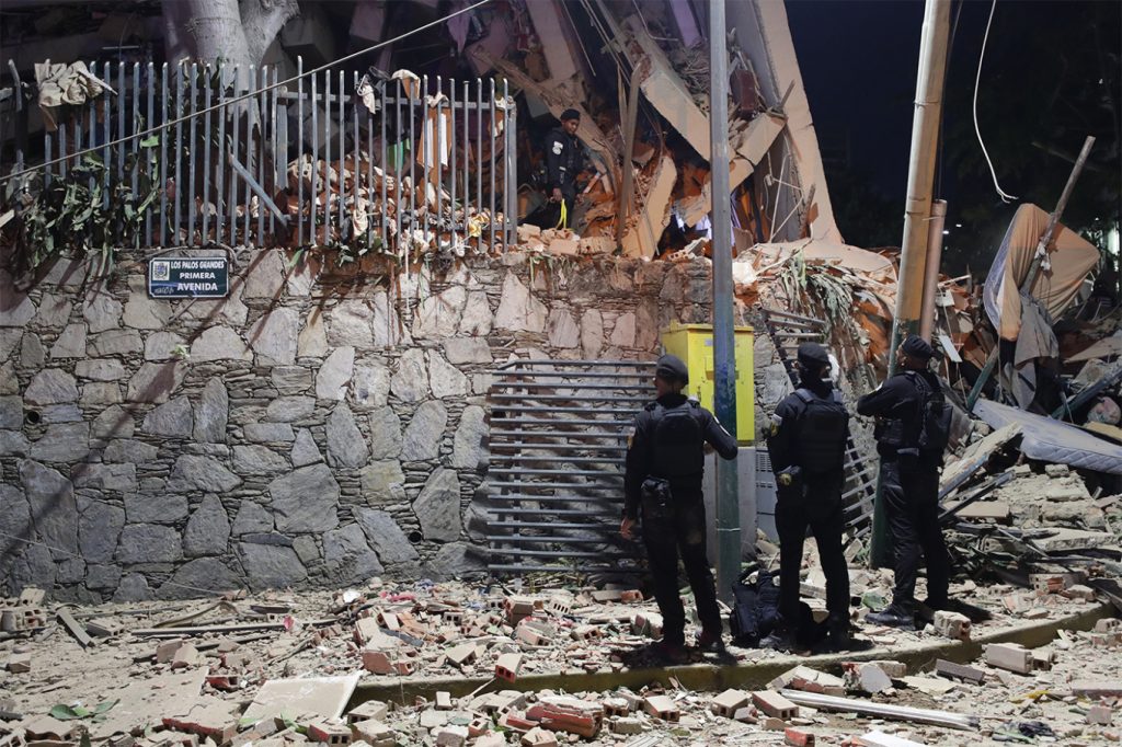 Σεισμός στην Βενεζουέλα: Πάνω από 21.000 οι αγνοούμενοι – Εικόνες καταστροφής (βίντεο)