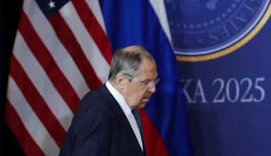 Σεργκέι Λαβρόφ: «Οι ΗΠΑ καλό θα ήταν να αποσαφηνίσουν το ρόλο τους στις διαπραγματεύσεις για την Ουκρανία»
