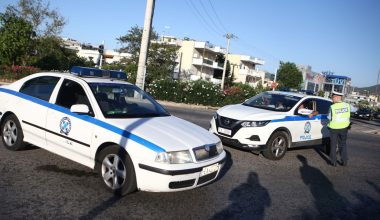 Καλλιθέα: Μία μαχαιριά κάτω από την καρδιά στοίχισε τη ζωή στον 15χρονο – Αναζητούνται ακόμη 10 εμπλεκόμενοι