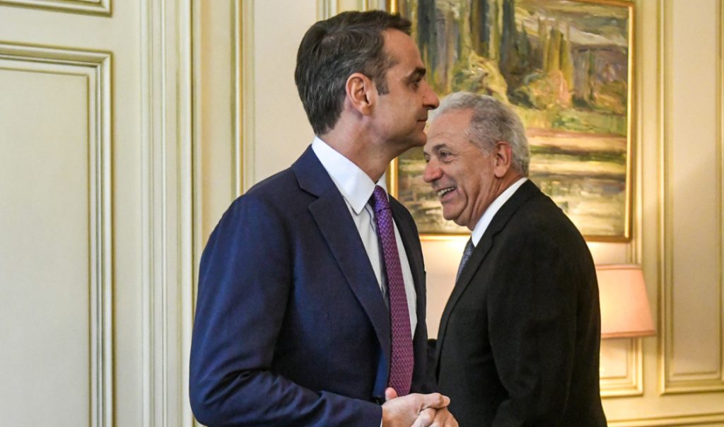 Βαρύ κλίμα μεταξύ Μαξίμου – Αβραμόπουλου: Οι παλιές πληγές ξανανοίγουν
