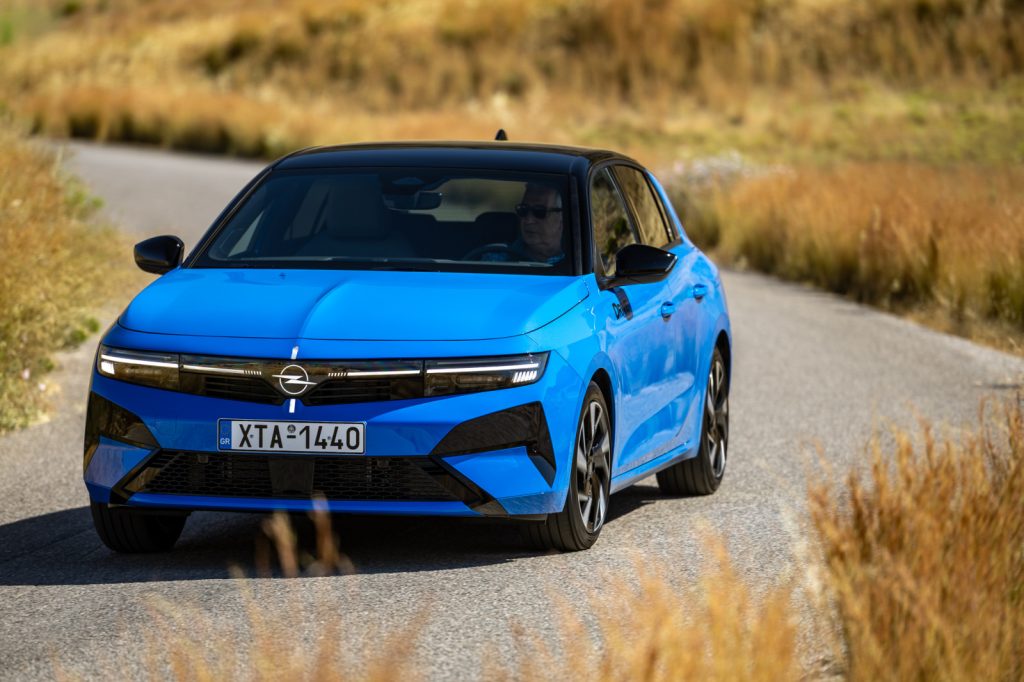 Δοκιμάζουμε το νέο Opel Astra 1.6 PHEV