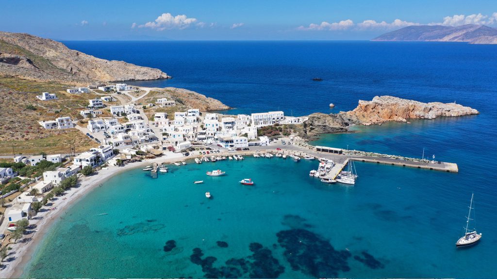 Φολέγανδρος: Το ελληνικό νησί που κρατά ακόμα το μυστικό της αυθεντικής καλοκαιρινής απόδρασης