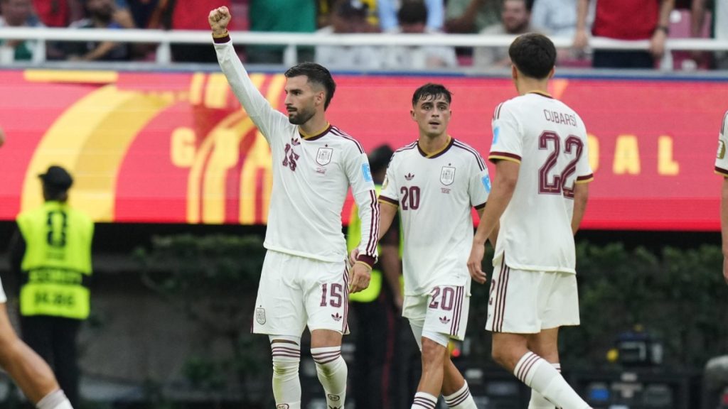 Ουρουγουάη – Ισπανία 0-1: «Χρυσό βατόμουρο» στον Μουσλέρα που έγινε ξανά ο… μοιραίος της Σελέστε (βίντεο)