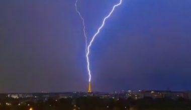 Από τον καύσωνα στις σφοδρές καταιγίδες η Γαλλία – Κεραυνοί έπληξαν τον Πύργο του Άιφελ (βίντεο)