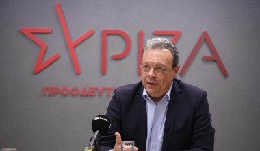 ΣΥΡΙΖΑ κατά Κ.Μητσοτάκη: «Τον περιμένει καριέρα ως ευθυμογράφο»