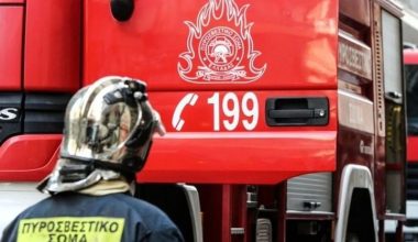 Φωτιά σε ξενοδοχείο στην πλατεία Κάνιγγος