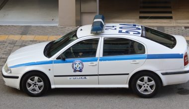 Χίος: Συνελήφθη 41χρονη που εξύβρισε και απείλησε αστυνομικούς μέσα σε αστυνομικό τμήμα