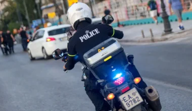 Επιχειρήσεις της ΕΛ.ΑΣ. σε Θεσσαλονίκη και Μύκονο για διακίνηση ναρκωτικών: 17 συλλήψεις