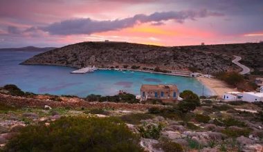 Γαλλική ταξιδιωτική εκπομπή αποθέωσε τη Νάξο και την Ηρακλειά – Οι «κρυμμένοι θησαυροί» των Κυκλάδων