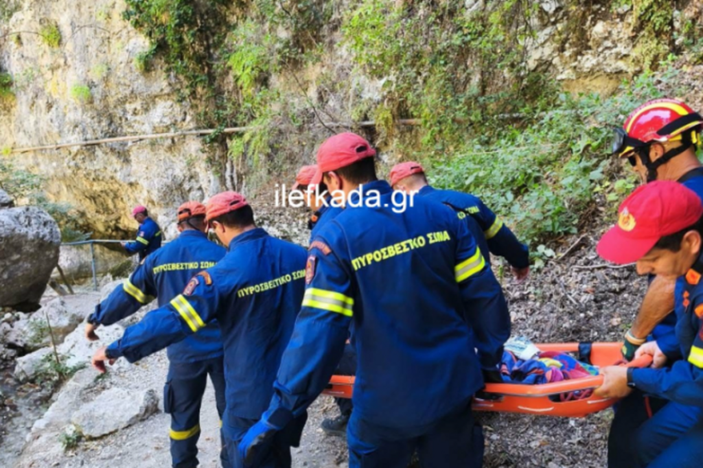 Λευκάδα: Βράχος καταπλάκωσε 50χρονη τουρίστρια στους καταρράκτες του Νυδριού