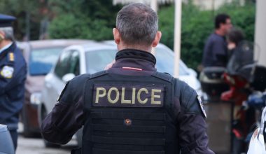 Ποινή φυλάκισης σε αστυνομικό για ξυλοδαρμό της συζύγου του – Την χτυπούσε ακόμη και όταν ήταν έγκυος