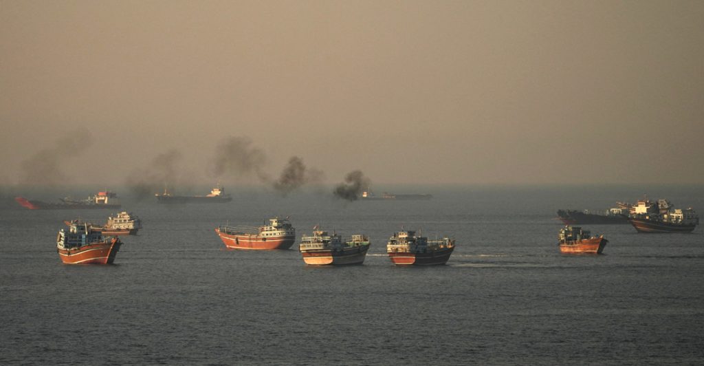 Οι νέες συγκρούσεις ΗΠΑ-Ιράν δεν άφησαν ανεπηρέαστη την τιμή του πετρελαίου – Πού κυμαίνεται τώρα το Brent