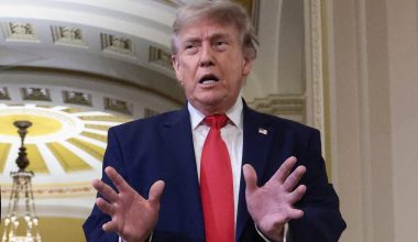 Ν.Τραμπ σε εταιρείες καυσίμων: «Ρίξτε τώρα τις τιμές της βενζίνης»