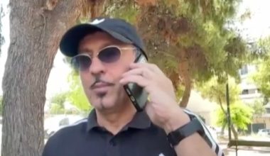 Viral στο TikTok ως σωσίας του Ν.Σφακιανάκη: «Οι μαθητές μου ζητούν να κάνουμε βίντεο» (βίντεο)