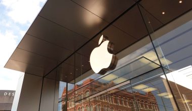 Ρωσία: Προειδοποιεί την Apple με πρόστιμο για «μεροληπτικές πρακτικές σε βάρος ρωσικών εφαρμογών»