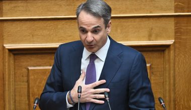 Κ.Μητσοτάκης για επιθέσεις με γκαζάκια κατά στελεχών της ΝΔ: «Πρόκειται για άνανδρη δολοφονική επίθεση»