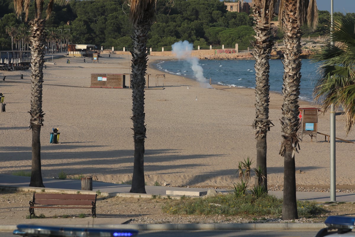 Φρικτός θάνατος άστεγου σε παραλία της Ταραγόνα: Τραγωδία τα ξημερώματα από όχημα καθαρισμού