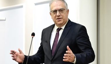 Παραδοχή Τ.Θεοδωρικάκου: «Η ψήφος ενάντια στη ΝΔ συγκεντρώνεται γύρω από τον Τσίπρα»