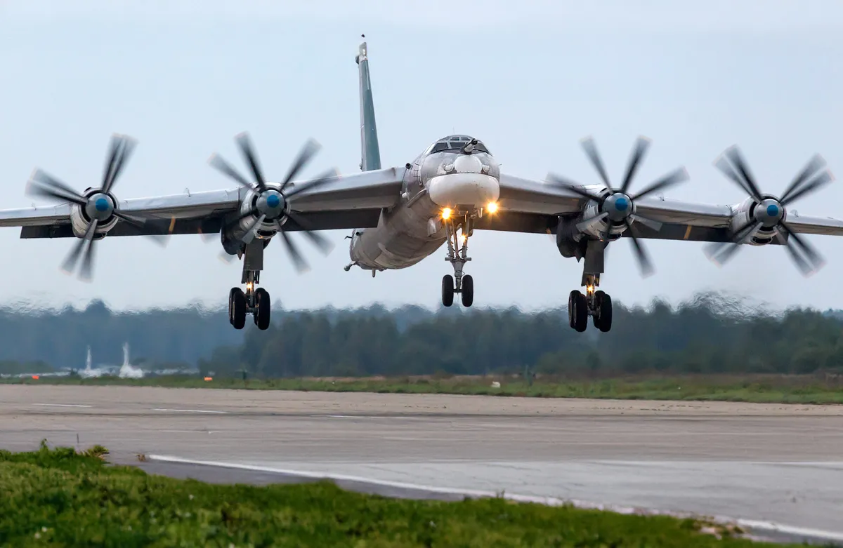 Απογειώθηκαν τα ρωσικά βομβαρδιστικά Tu-95 με κατεύθυνση την Ουκρανία