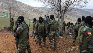 Ιράν: Tουλάχιστον έξι Κούρδοι μαχητές νεκροί σε συγκρούσεις με τους Φρουρούς της Επανάστασης