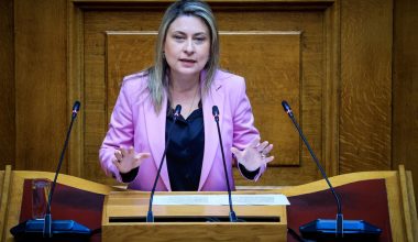 Χ.Αλεξοπούλου για Σαμαρά: «Όταν σπάει το γυαλί, δεν ξανακολλάει, και εδώ έχει γίνει χίλια κομμάτια»