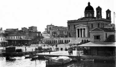 Κουκουβάουνες, Μπύθουλας, Τζιτζιφιές και Ποδαράδες: Οι ξεχασμένες ονομασίες της παλιάς Αθήνας