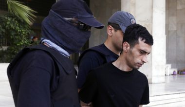 Εξάρχεια: Προφυλακίστηκε μετά την απολογία του ο 28χρονος Τούρκος που δολοφόνησε τον 25χρονο ομοεθνή του