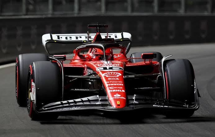 Formula 1: Νίκη του Σ.Λεκλέρ στο Σίλβερστοουν – Στο βάθρο Τ.Ράσελ και Λ.Χάμιλτον
