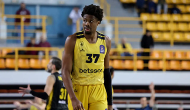 Ο Άρης Betsson ανακοίνωσε τον Κώστα Αντετοκούνμπο για τα επόμενα τρία χρόνια
