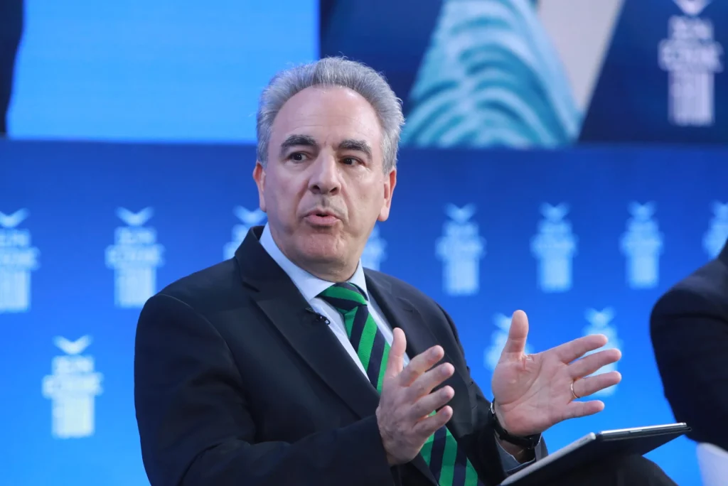 Η εβδομάδα αρχίζει με ένα ερώτημα: Ο Θ.Ντόκος θα μείνει στην θέση του; – Αλήθεια τώρα;