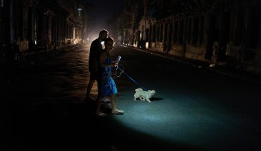 Μπλακ άουτ στην Κούβα: Κατέρρευσε το ηλεκτρικό δίκτυο – Χωρίς ρεύμα περίπου 10 εκατ. άνθρωποι
