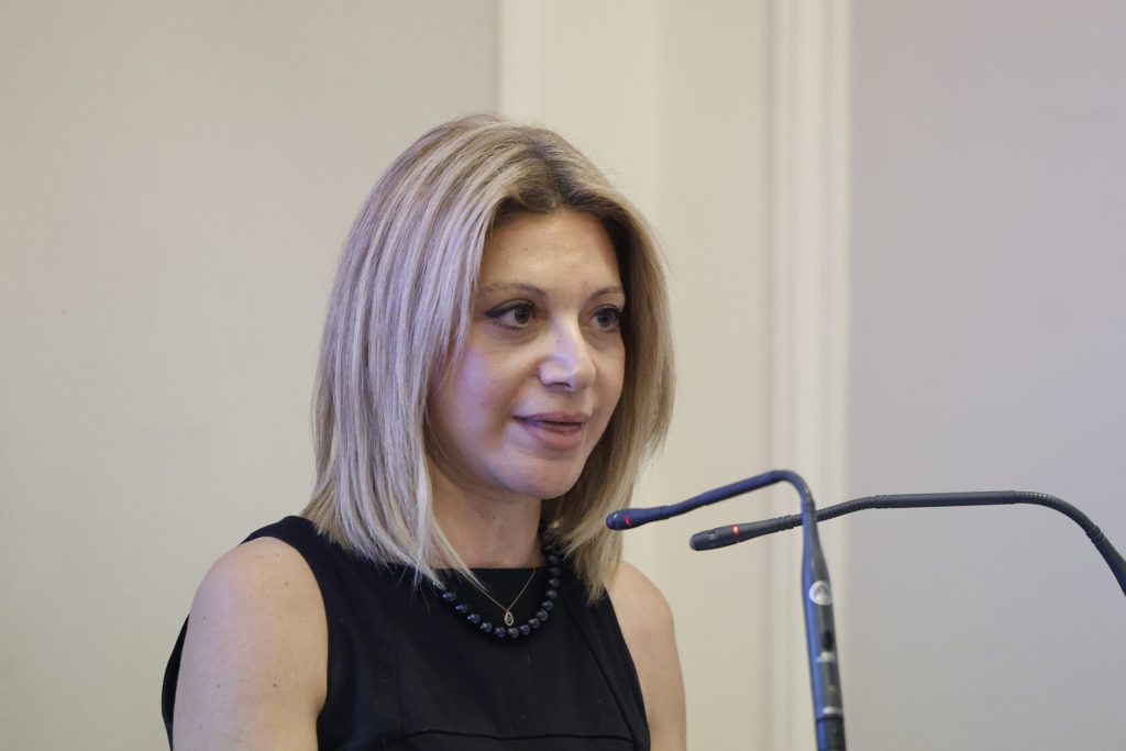 Μ.Καρυστιανού: Ζητά εξηγήσεις από τον πρωθυπουργό για την υπόθεση Θ.Ντόκου – «Επικίνδυνη για την εθνική ασφάλεια»