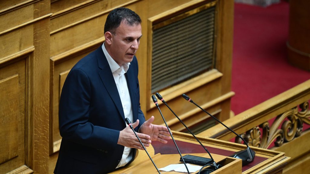 Παραίτηση Καραμέρου: Ποιος θα είναι ο επόμενος στον ΣΥΡΙΖΑ;