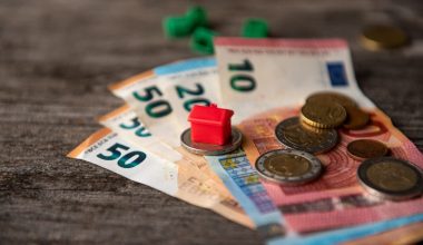 Νέα «μάχη» ιδιοκτητών και ενοικιαστών για τις αυξήσεις στα ενοίκια – Τι προβλέπει ο νόμος