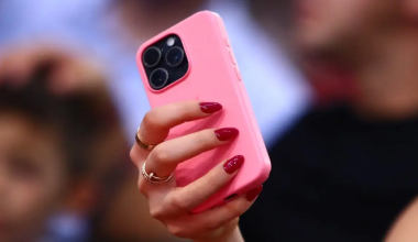 Μια μέρα χωρίς smartphones: Τι θα γινόταν αν όλα τα κινητά σταματούσαν να λειτουργούν για 24 ώρες;