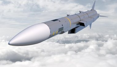 Γιατί η Ελλάδα όταν συμφώνησε να αγοράσει τους Meteor δεν απαίτησε νομικές ρήτρες να μην πουληθούν στην Τουρκία;
