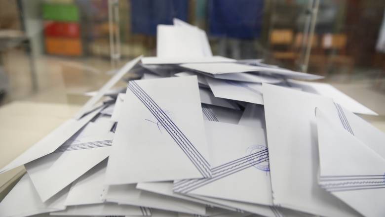 Προετοιμασία για πρόωρες εκλογές: Υπουργοί ζητούν από τους συνεργάτες τους να πάρουν άδειες μέχρι 17 Αυγούστου